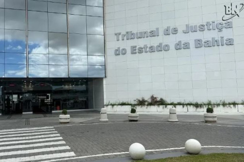 TJ-BA decreta desconto em folha de servidores em greve e determina fiscalização de serviços mínimos