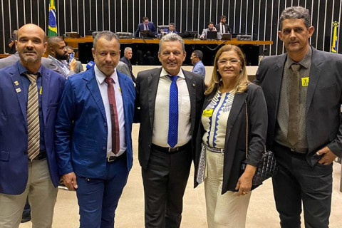 Deputado Charles Fernandes cumpre intensa agenda em Brasília e reforça apoio ao municipalismo